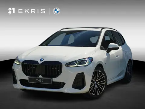 BMW 2 Serie Active Tourer 220i | M Sportpakket | Panoramadak | Trekhaak | Harman Kardon | Driving As