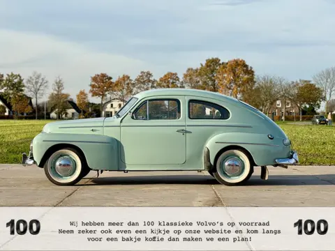 Volvo PV 444 Charmante pistache klassieker met whitewalls