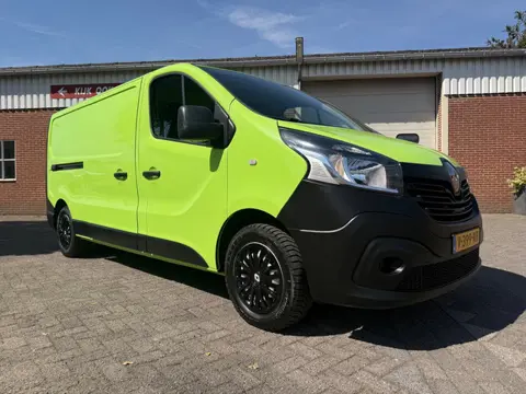 Renault Trafic 1.6 dCi T29 L2H1 euro 6 3-zits navi airco cruise