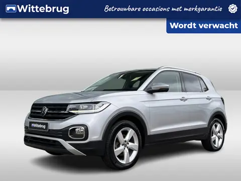Volkswagen T-Cross 1.0 TSI DSG Style / Led / Stoelverwarming / Achteruitrij camera / 17'' LMV