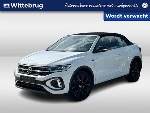 Volkswagen T-Roc Cabrio 1.5 TSI 150pk DSG R-Line / Black style / Trekhaak afneembaar / Voorstoelen v