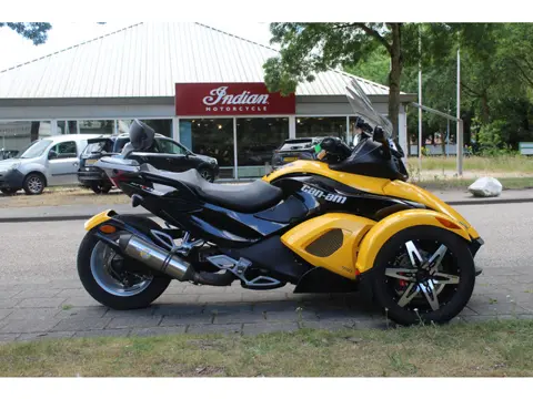 Can Am Andere  Bombardier Can Am Spyder