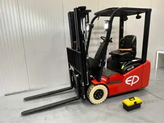 EP TCL152 Triplex - Freelift - Sideshift (bj 2026)