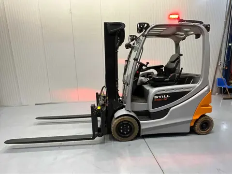 Still RX60-30 Triplex - Vorkensteller - Freelift - Sideshift