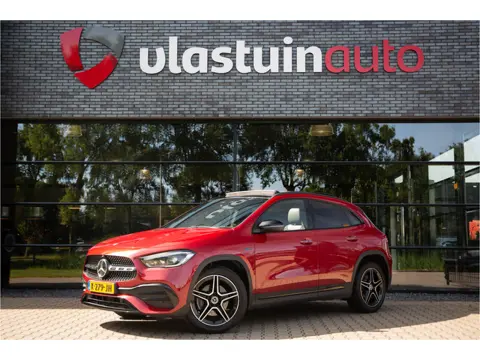 Mercedes-Benz GLA 250 e Business Solution AMG Limited , Panoramadak, Trekhaak, Sfeerverlichting,