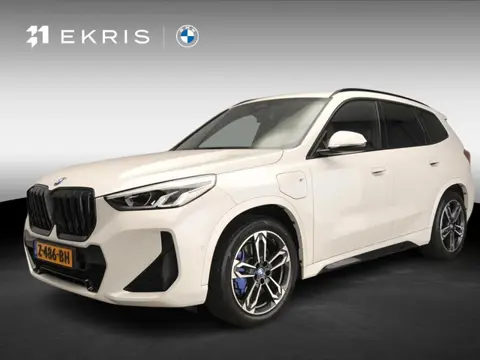 BMW X1 xDrive30e | M-Sportpakket | LED | Navigatie  | Trekhaak | Sportstoelen | DAB | Harman-Kardon 