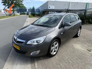 Opel Astra Sports Tourer 1.4 Edition (bj 2011)