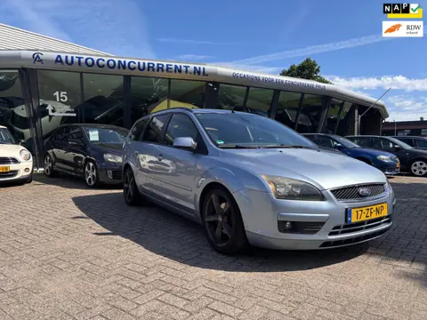 Ford Focus Wagon 1.8-16V Ambiente Flexifuel, Airco, Cruise control inruil mogelijk.