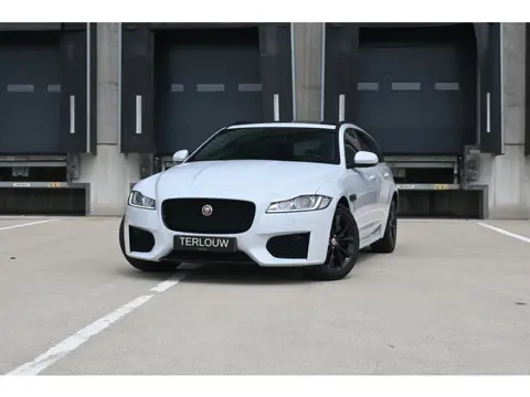 Jaguar XF Sportbrake 2.0t Chequered Flag (bj 2021)