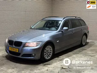 BMW 3-serie Touring 318i | Airco | Cruise | Trekhaak