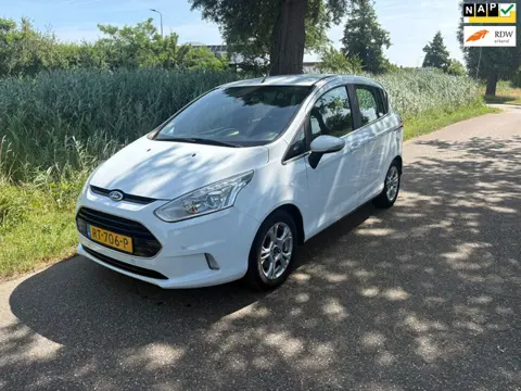 Ford B-Max 1.0 EcoBoost Titanium Airco Navi Trekhaak Pdc Cruise Achteruitrijcamera