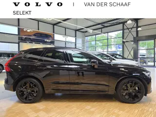 Volvo XC60 T8 Plug-in AWD Ultra Black Edition | Luchtvering | 360 Camera |  Panoramadak | 21" | Trek