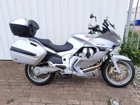 Moto Guzzi Norge 1200GTL uit 2010, flinke toermotor