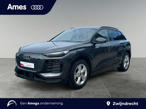 Audi Q6 e-tron Advanced performance 100 kWh 306pk S-line interieur | MMI-bijrijdersscherm | Stoelver