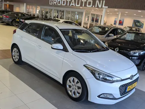 Hyundai i20 1.2 HP i-Motion Airco, Cruise Control, Stuurbekrachtiging
