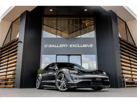 Porsche Taycan Cross Turismo 4S 93 kWh - Sport Chrono + | Panorama | Bose | Stoelkoeling | Passenger
