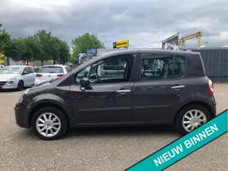 Renault Modus 1.6-16V Dynamique trekhaak, airco