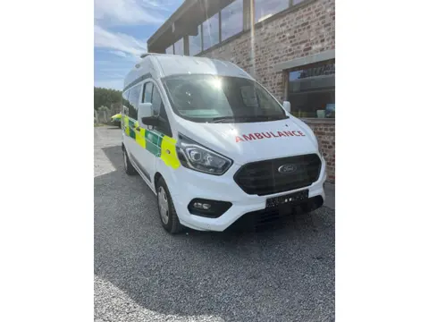 Ford Transit Custom L2H2 Ambulance Ambulance (bj 2020)