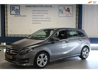 Mercedes-Benz B-klasse 180 AUTOMAAT / NAP / NIEUW MODEL / TOP KWALITEIT ! ! !