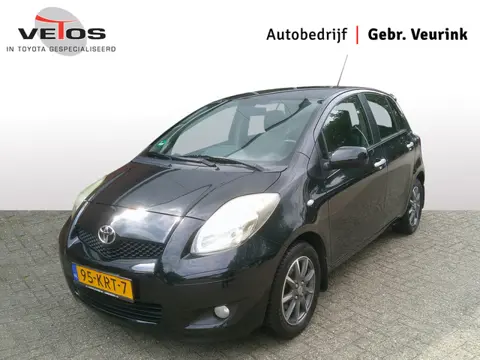 Toyota Yaris 1.3 VVTi Aspiration Trekhaak (bj 2010)