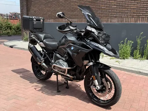 BMW All-Road R 1250 GS Triple Black Akrapovic (bj 2021)