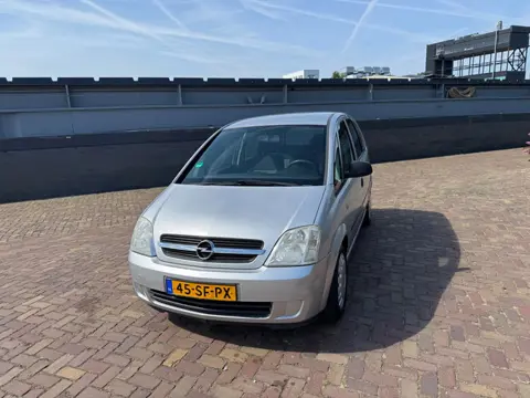 Opel Meriva 1.6-16V Essentia