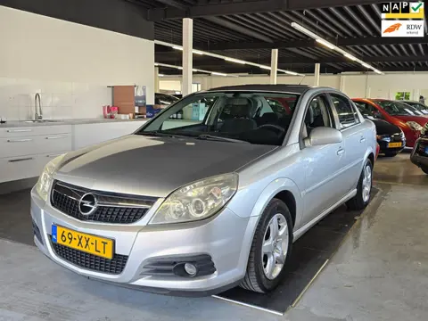 Opel Vectra 1.8-16V Temptation/AIRCO/CRUISE/N.A.P/