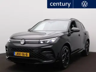 Volkswagen Tiguan 1.5 eHybrid R-Line Edition Panoramadak - Trekhaak - Navigatie - Sfeer verlichting