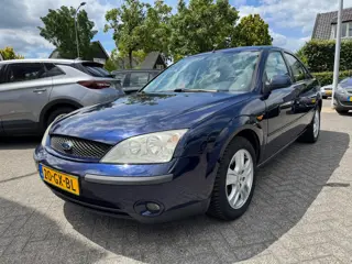 Ford Mondeo 2.0-16V Ghia Automaat,Airco,Cruise,Nap,Trekhaak