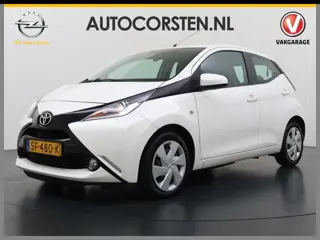 Toyota Aygo 1.0 VVT-i 70PK 5Drs Navi Camera Airco Cruise Control Bluetooth x-play Led Isofix Origine