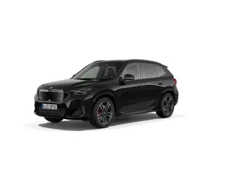 BMW iX1 eDrive20 M-Sport Pro | Panorama | 19" | Trekhaak | Harman Kardon
