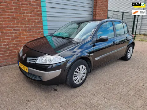 Renault Mégane 1.6-16V Dynamique Comfort Automaat Bj:2006 NAP!