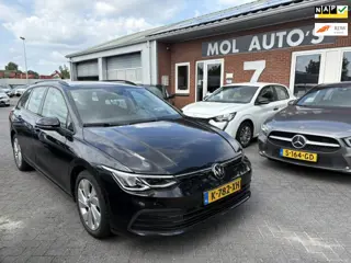 Volkswagen Golf VIII Variant 1.0 TSI Life , Navi , APK 04-27