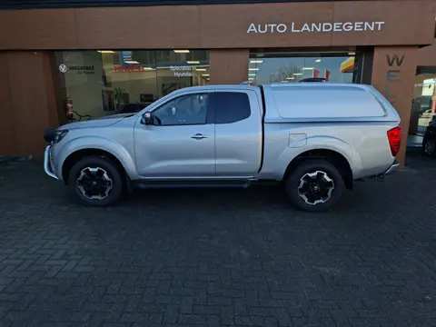 Nissan Navara 2.3 dCi N-Connecta King Cab 3500 kg trekgewicht | Bullbar | Hard top | Lederen bekledi