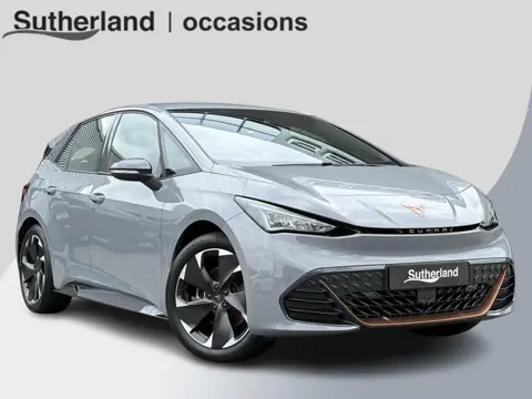 CUPRA Born Essential 62 kWh | 19 Inch | PDC V+A | Carplay | Stuurverwarming |