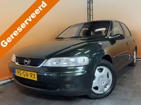 Opel Vectra 1.8-16V Business Edition airco | lmv (bj 2001)