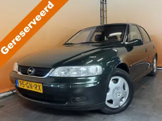 Opel Vectra 1.8-16V Business Edition airco | lmv (bj 2001)