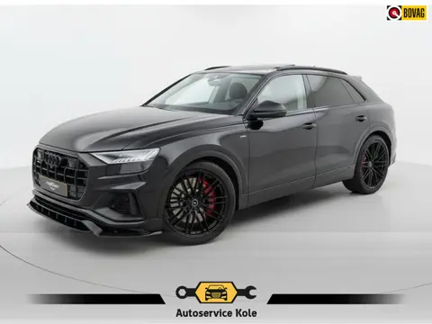 Audi Q8 55 TFSI quattro * S-line * Panoramadak * Dealer onderh. *
