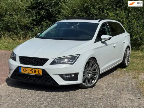 Seat LEON ST 1.8 TSI FR Connect