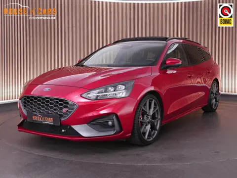 Ford Focus Wagon ST-3 AUTOMAAT 2.3 280pk PERFORMANCE PACK |track modus|panoramadak|B&O|Apple Carplay