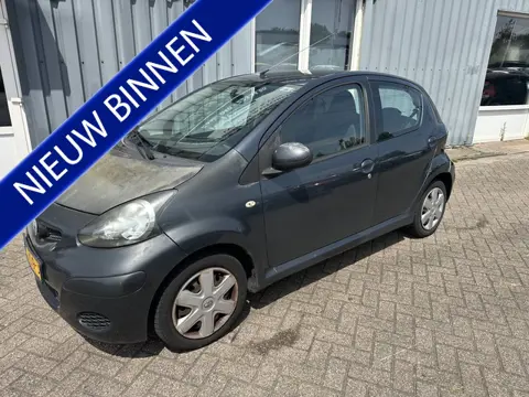 Toyota Aygo 1.0-12V Access (bj 2009)