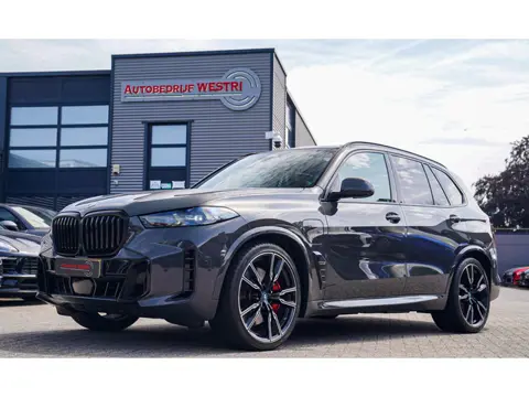 BMW X5 XDrive50e High Executive | X5M Kuipstoelen | Driving assistant Prof | HuD | Dravit Grau | Luc
