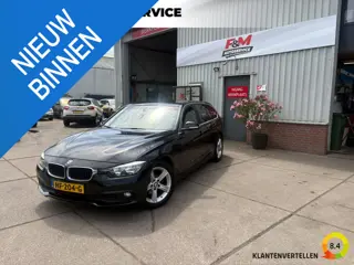 BMW 3-serie Touring 320d EDE Corporate Lease Essential Airco, cruise, pdc