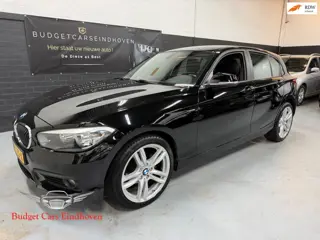 BMW 1-serie 116i Essential Nap/Airco/Stoelverwarming/APK 2027!
