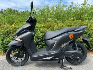 Yadea Velax 45km ELECTRISCH NIEUW BETAAL met in3