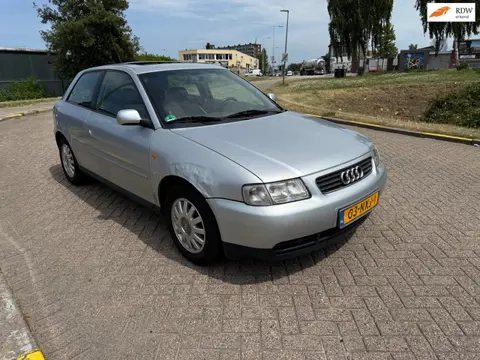 Audi A3 1.6 Ambiente