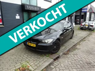 BMW 3-serie 318i