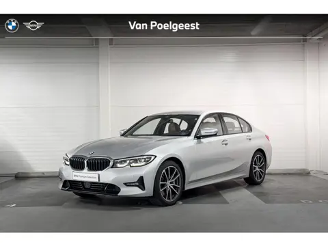 BMW 3 Serie Sedan 330i High Executive Edition | Sport Line | HiFi | Head-Up Display | Achteruitrijca