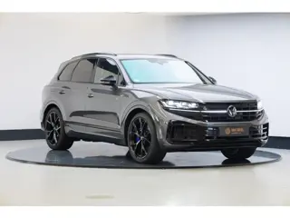 Volkswagen Touareg 3.0 TSi eHybrid 4MOTION R | 22 Inch | Panoramadak | Dynaudio | 360 | Softclose | 
