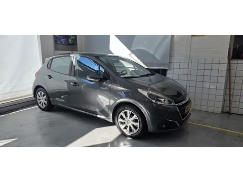 Peugeot 208 1.2 PureTech Blue Lion